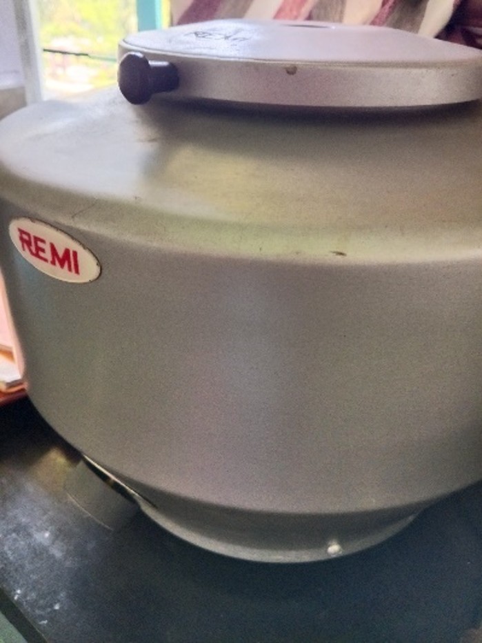Benchtop Centrifuge